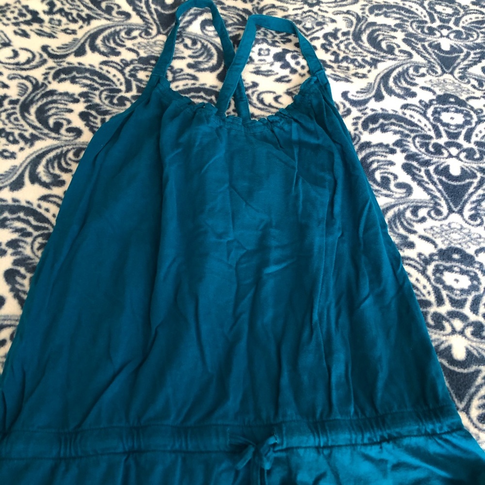 Gap cross strap tank top